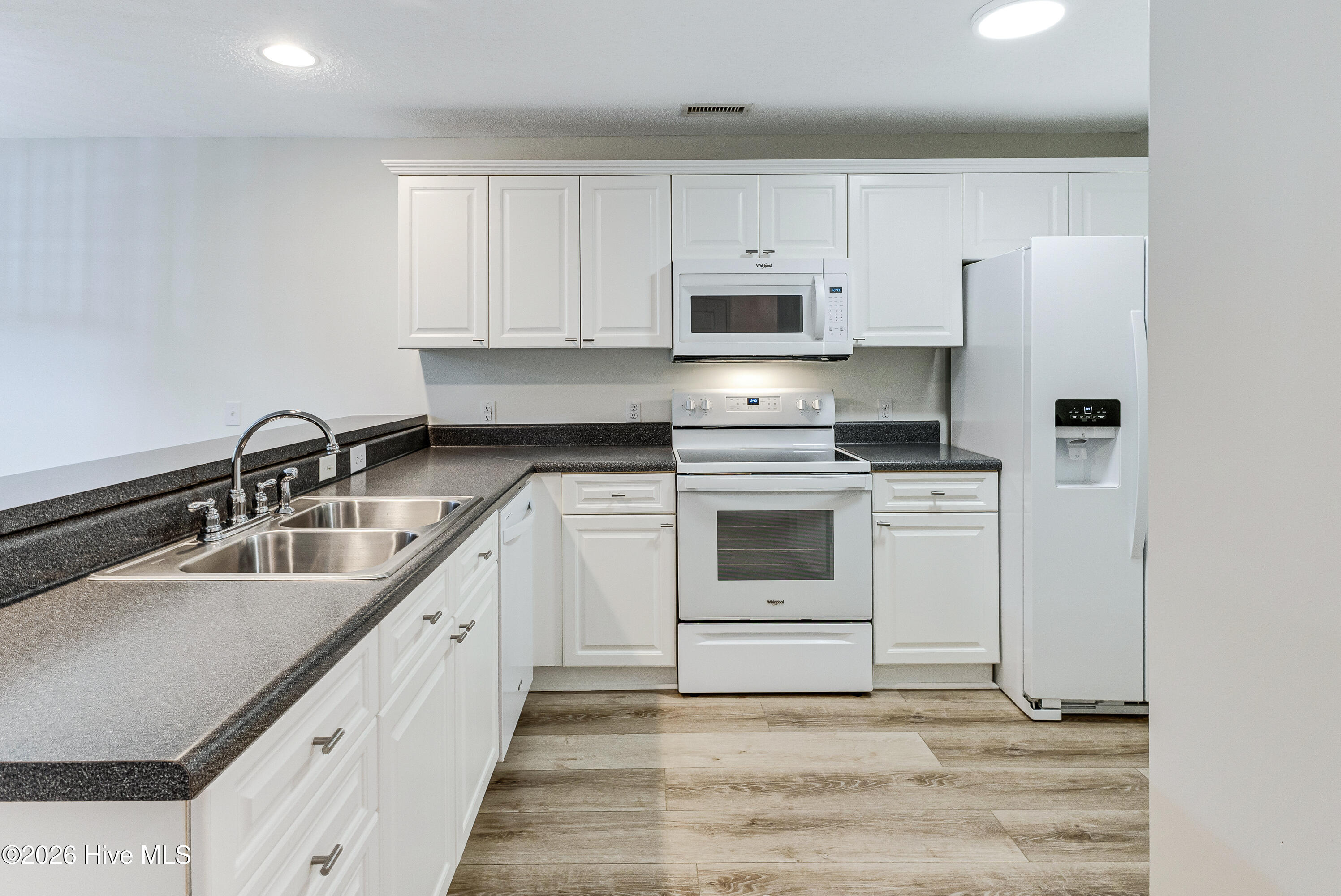 1620 Goley Hewett Road Southeast, Unit 407 Bolivia, NC 28422 - Photo 8 of 102 1620 Goley Hewett 407-7