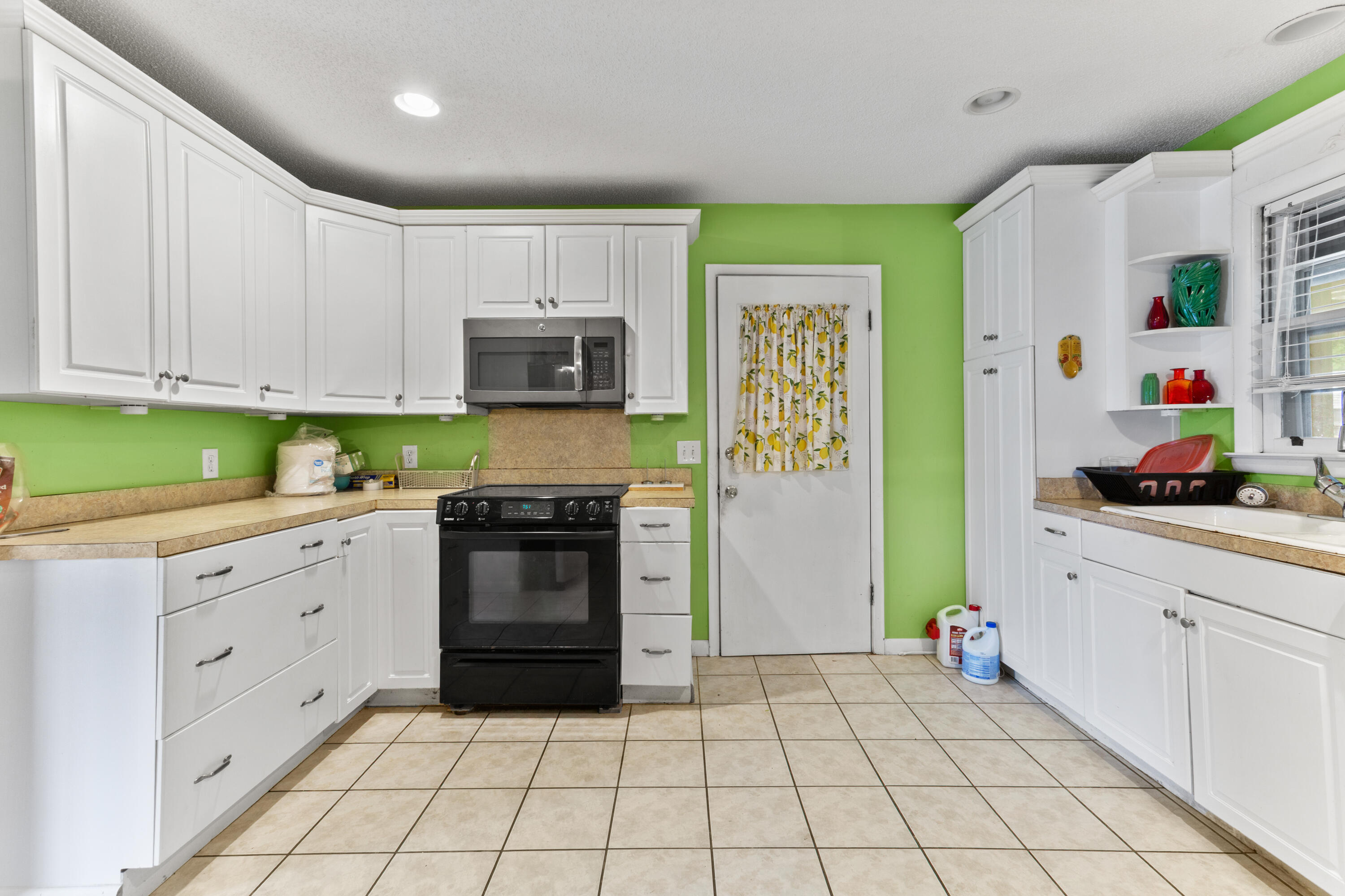 100 County Rd S-18-513 Ladson, SC 29456 - Photo 9 of 24