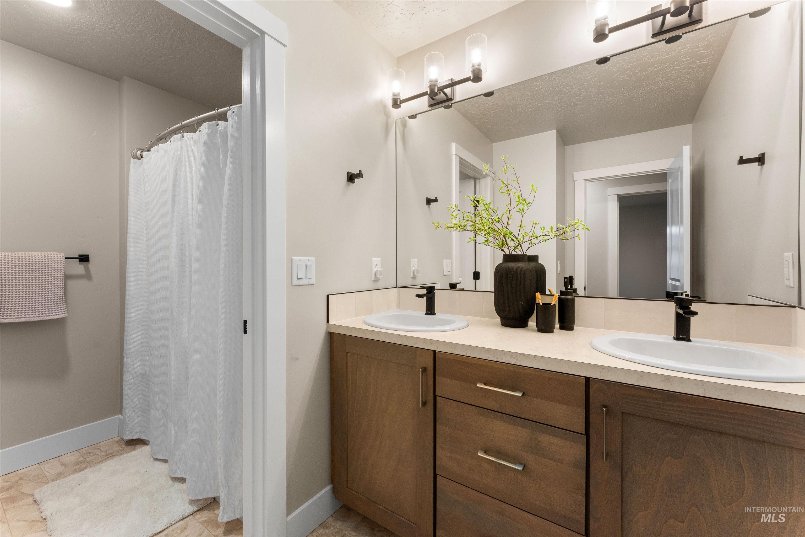 1415 West Tiger Eye Street Kuna, ID 83634 - Photo 13 of 20