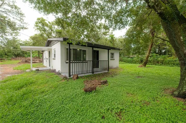 $285,000 | 10411 North Woodmere Road, Tampa, FL 33617