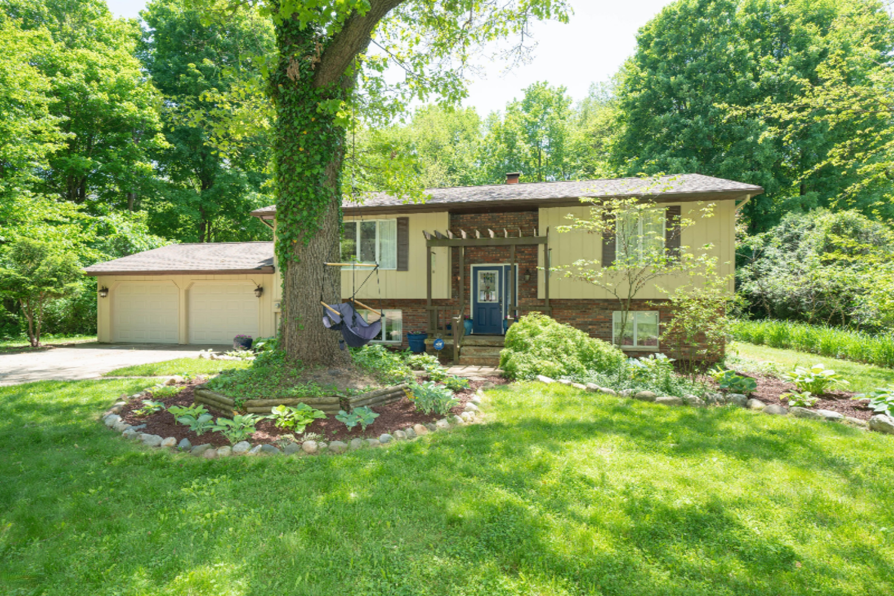9708 Sterling Road Richland, MI 49083 - Photo 1 of 26 9708_Sterling_Road_01