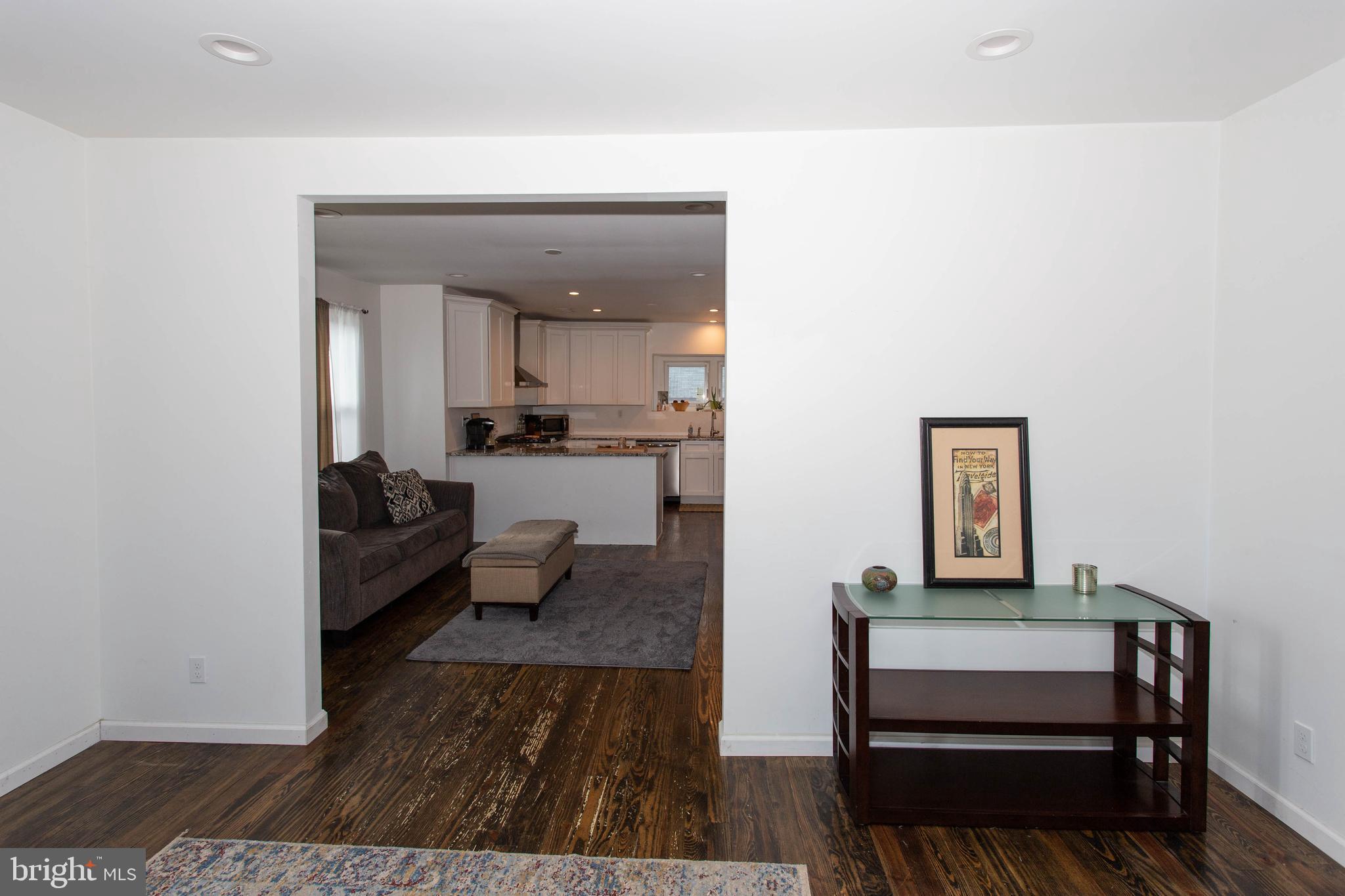 11 New Albany Road Moorestown, NJ 08057 - Photo 4 of 32 Gallery Image 4