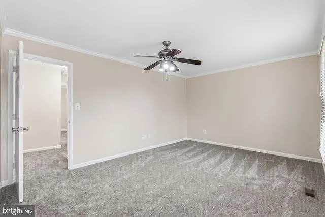 $2,400 | 310 I South 11th Street, Purcellville, VA 20132