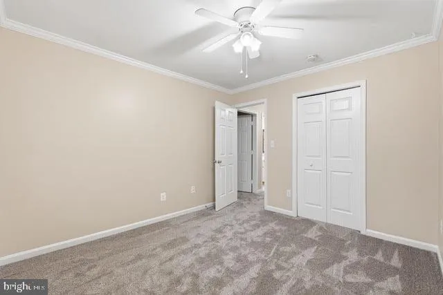 $2,400 | 310 I South 11th Street, Purcellville, VA 20132