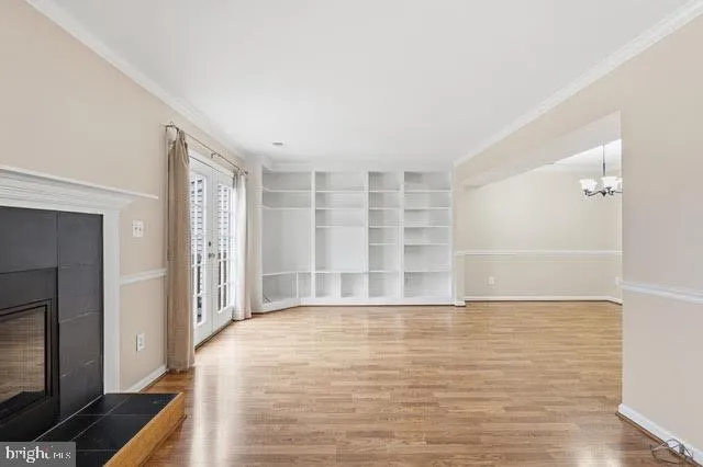 $2,400 | 310 I South 11th Street, Purcellville, VA 20132