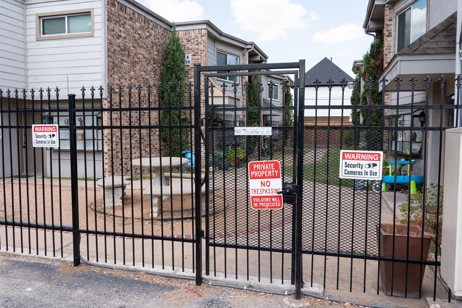 1518 Wirt Road, Unit 1 Houston, TX 77055 - Photo 10 of 11