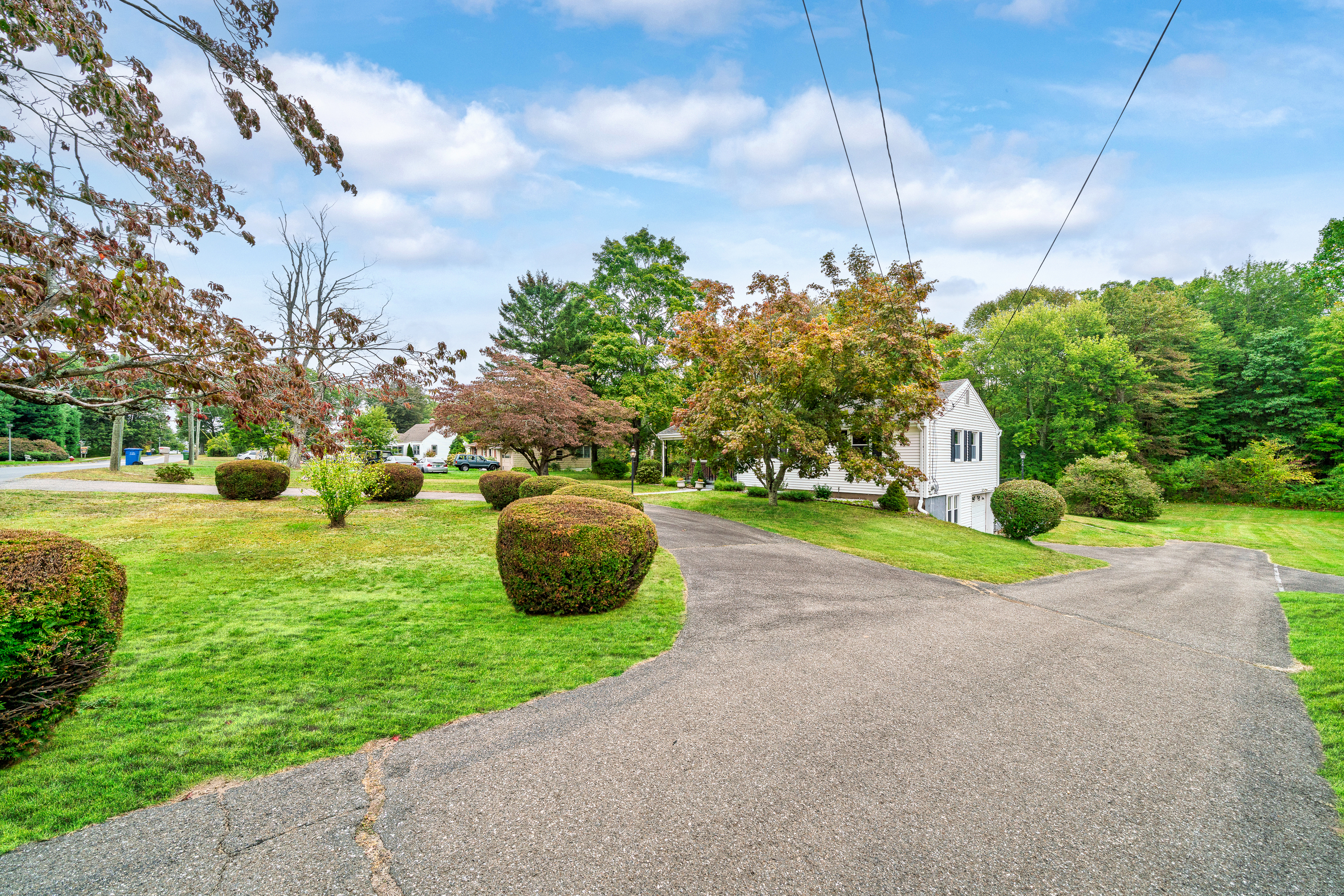 110 Coles Road Cromwell, CT 06416 - Photo 2 of 40 a view of a volley ball court