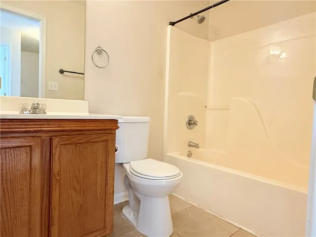 $2,300 | 975 Brushy Creek Court, Unit 1, Suwanee, GA 30024