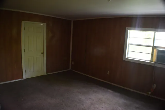 a view of utility room