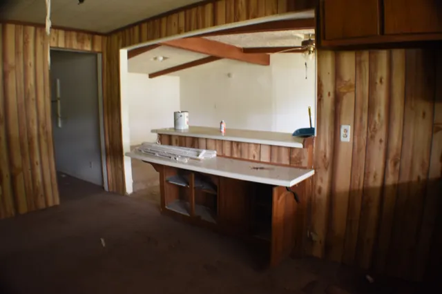 $124,500 | 141 Maple Street, Linden, TN 37096