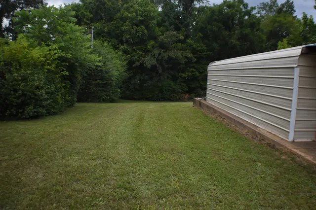 $124,500 | 141 Maple Street, Linden, TN 37096