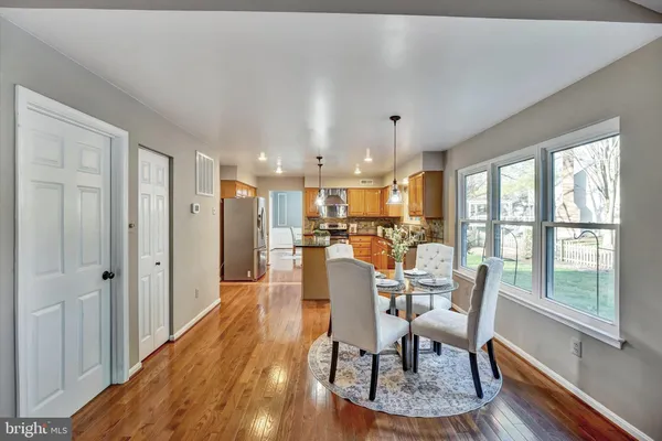 $1,099,900 | 3124 Ashburton Avenue, Herndon, VA 20171