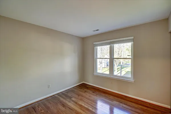 $1,099,900 | 3124 Ashburton Avenue, Herndon, VA 20171