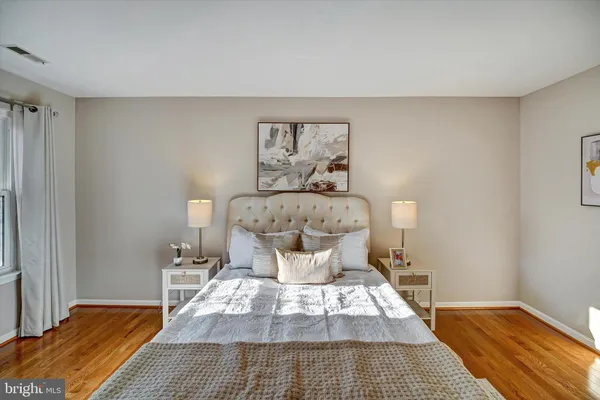 $1,099,900 | 3124 Ashburton Avenue, Herndon, VA 20171