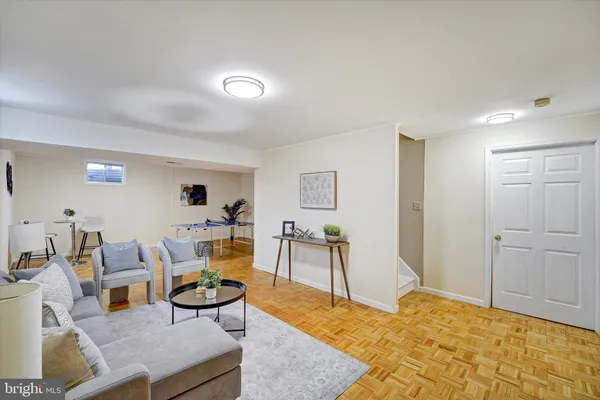 $1,099,900 | 3124 Ashburton Avenue, Herndon, VA 20171