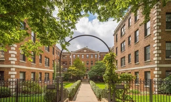 $552,000 | 66 Queensberry Street, Unit 221, Boston, MA 02215