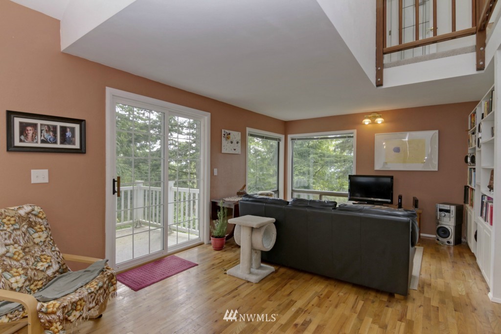 1636 Diamond Loop Bellingham, WA 98226 - Photo 2 of 25