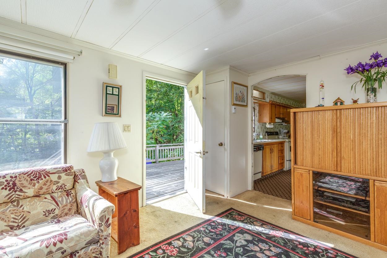 40 Squire Ridge Road Hampstead, NH 03841 - Photo 2 of 30