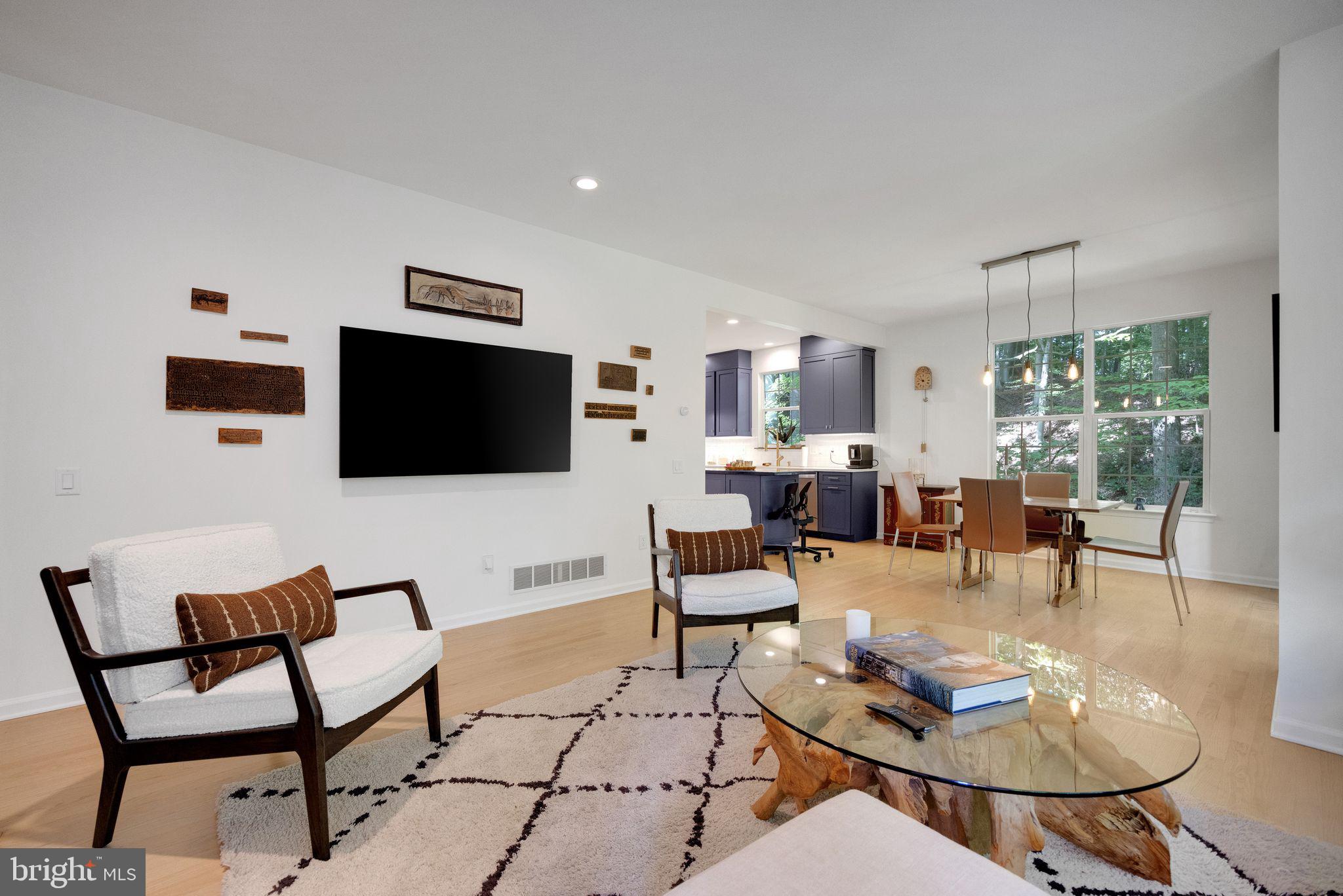 620 Sandy's Parish Road Landenberg, PA 19350 - Photo 12 of 43 Family Room