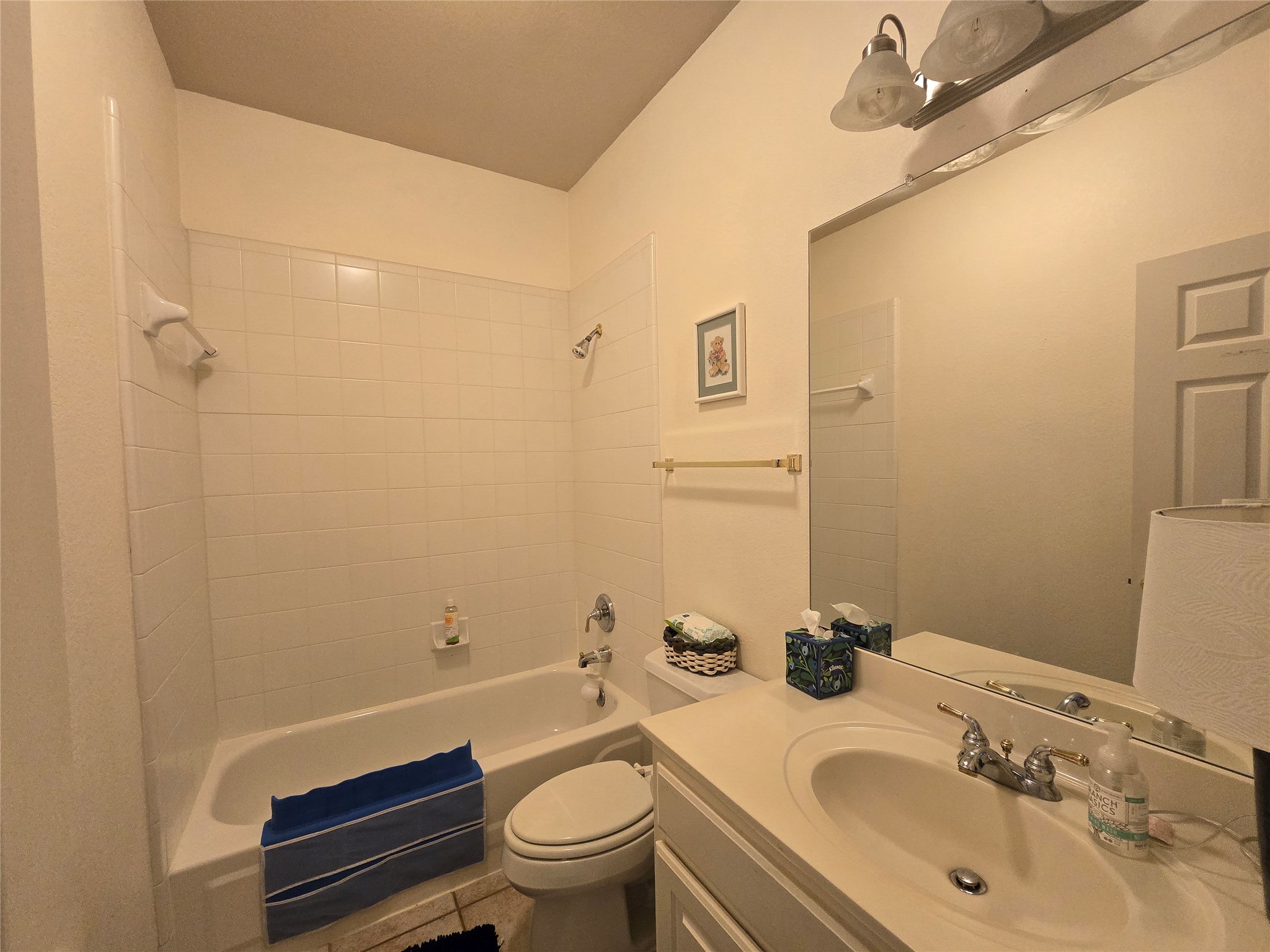 10620 Chestnut Ridge Road Austin, TX 78726 - Photo 10 of 15 Guest Bath on Main Floor