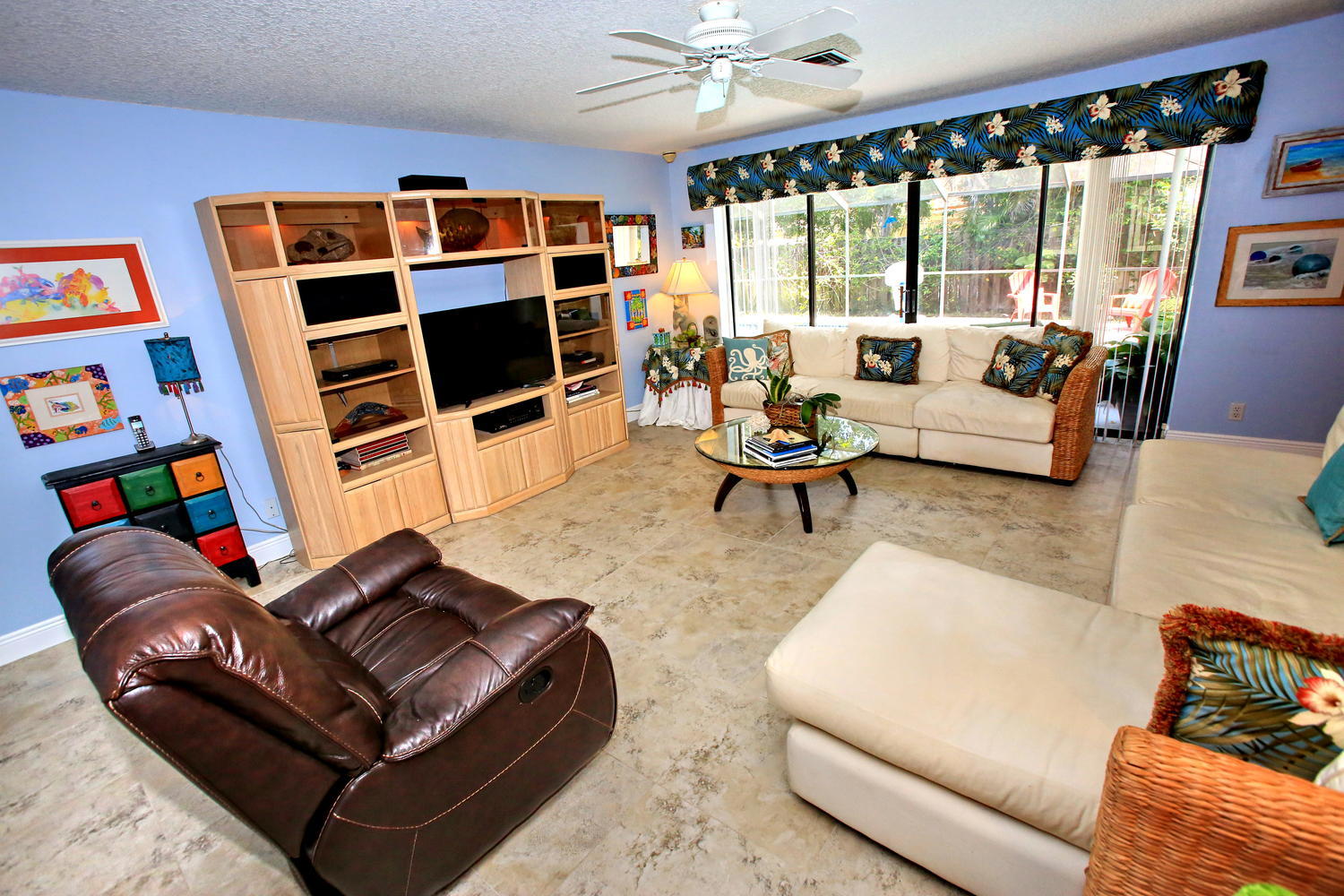 17700 Holly Brook Way Boca Raton, FL 33487 - Photo 8 of 33 008-15-Living Room