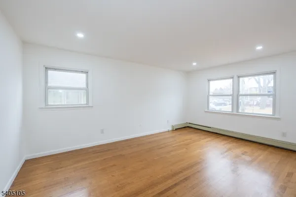 $2,900 | 36 East Henry Street, Linden, NJ 07036