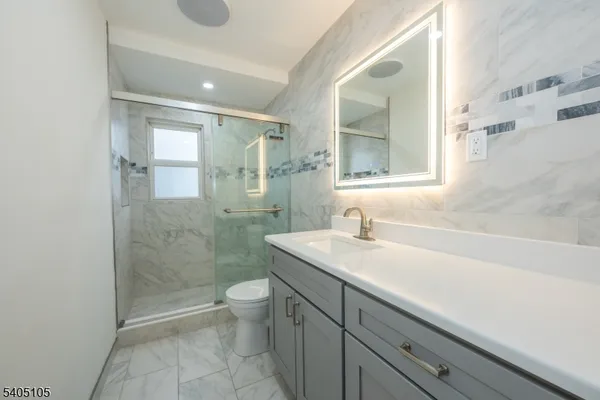 $2,900 | 36 East Henry Street, Linden, NJ 07036