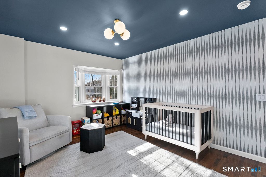 245 Unquowa Road, Unit 2 Fairfield, CT 06824 - Photo 20 of 25