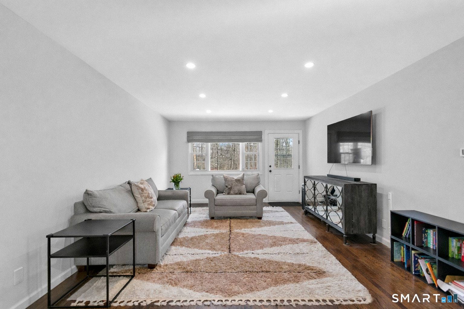 245 Unquowa Road, Unit 2 Fairfield, CT 06824 - Photo 10 of 25