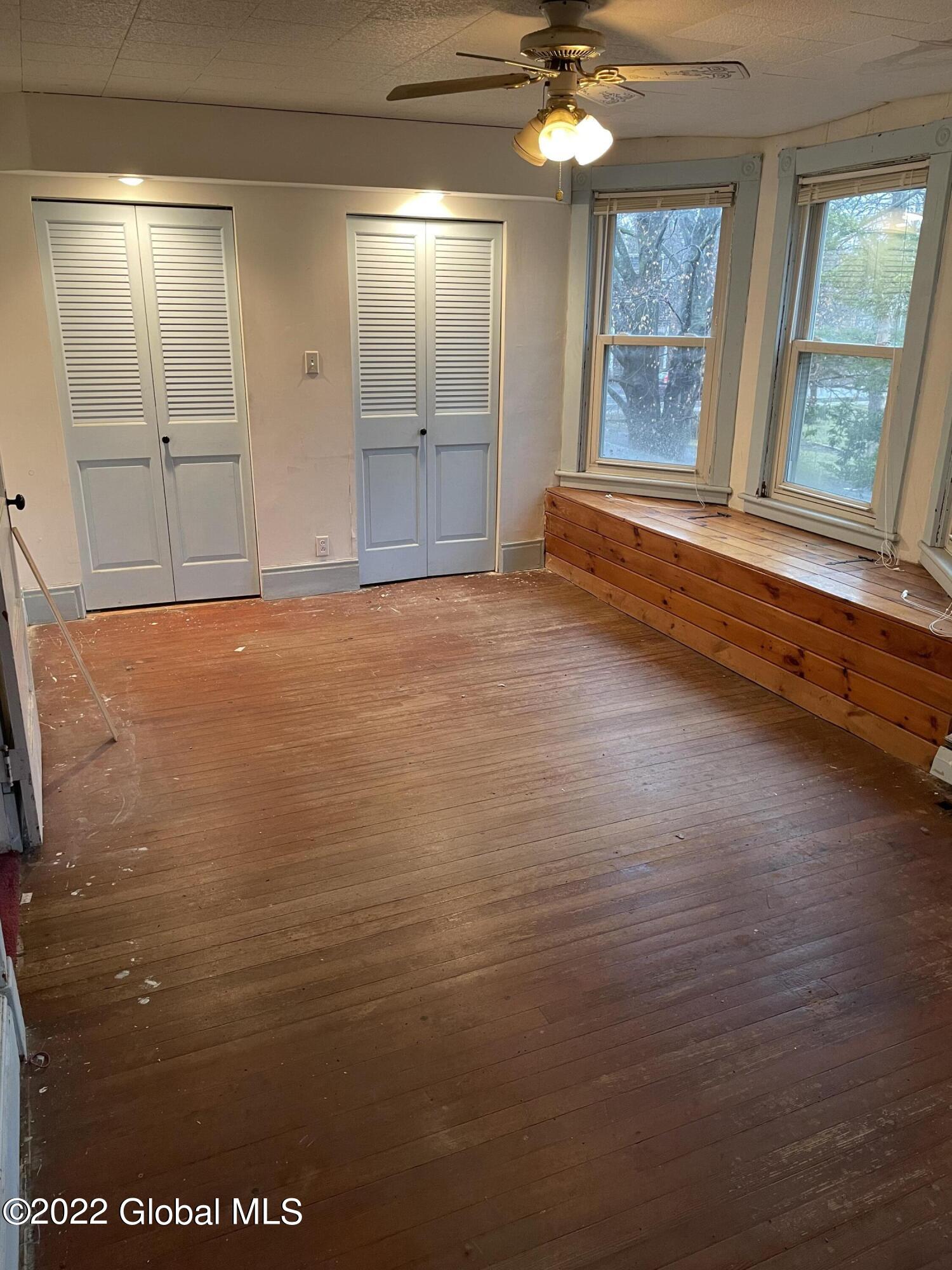 101 Maple Avenue Bethlehem, NY 12158 - Photo 7 of 13 8997FE6F-9F0F-4DEA-9608-903D90C274BF