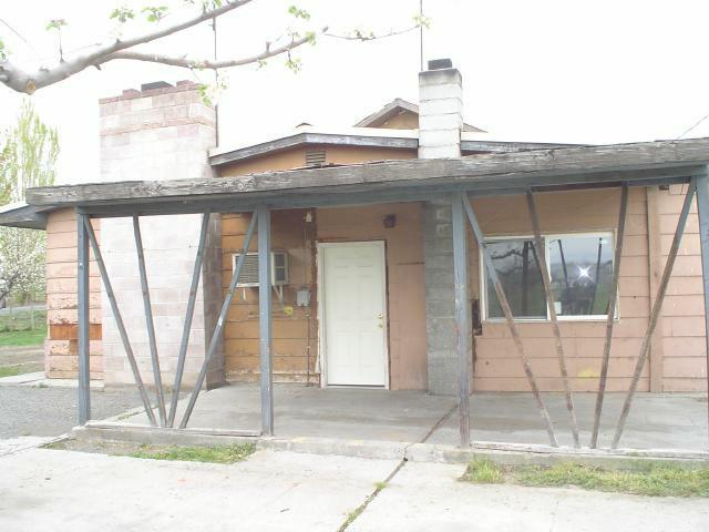 2431 Beam Road Granger, WA 98932 - Photo 8 of 9