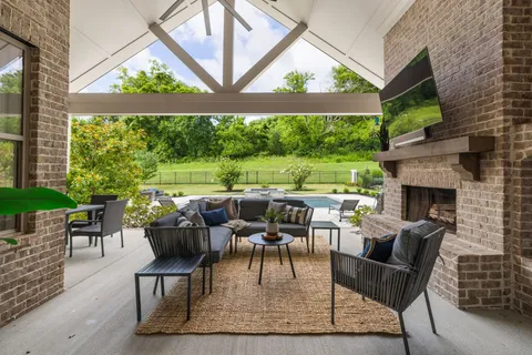 $1,750,000 | 3648 Ronstadt Road, Thompson's Station, TN 37179