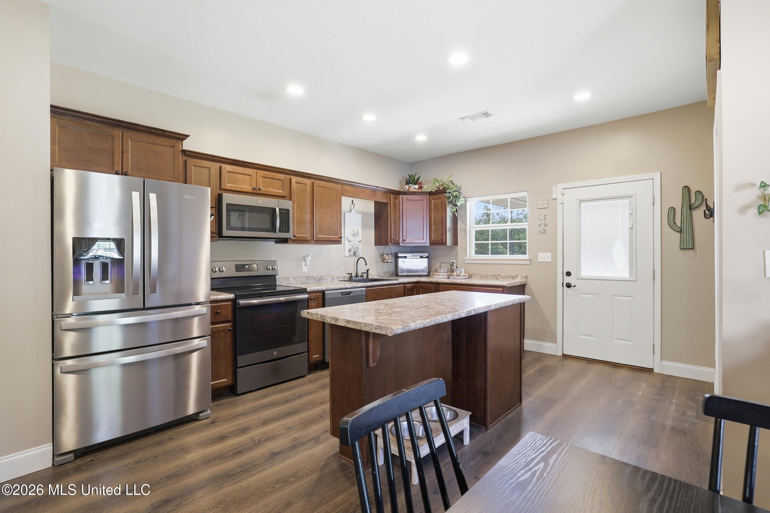 239 M P Parker Road McHenry, MS 39561 - Photo 15 of 55 18_r6__1356