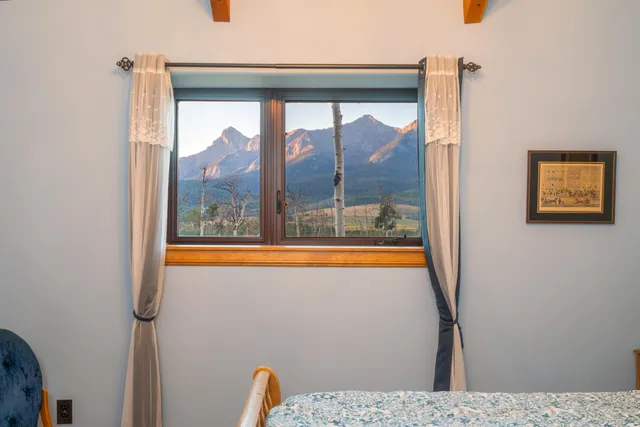 $2,850,000 | 9949 County Road, Ridgway, CO 81432