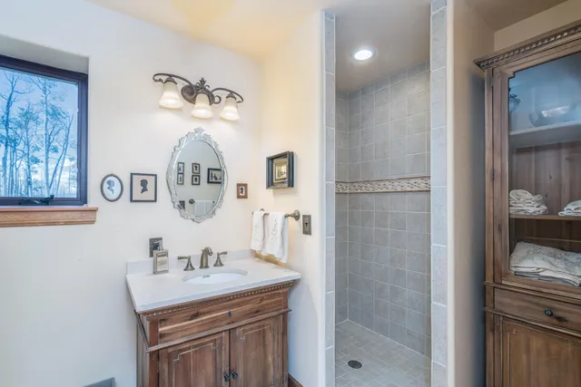 $2,850,000 | 9949 County Road, Ridgway, CO 81432