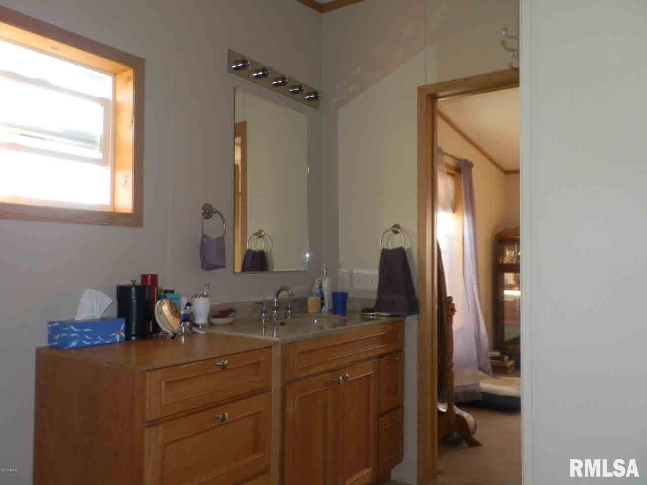 1428 Haulage Road Vergennes, IL 62994 - Photo 14 of 37