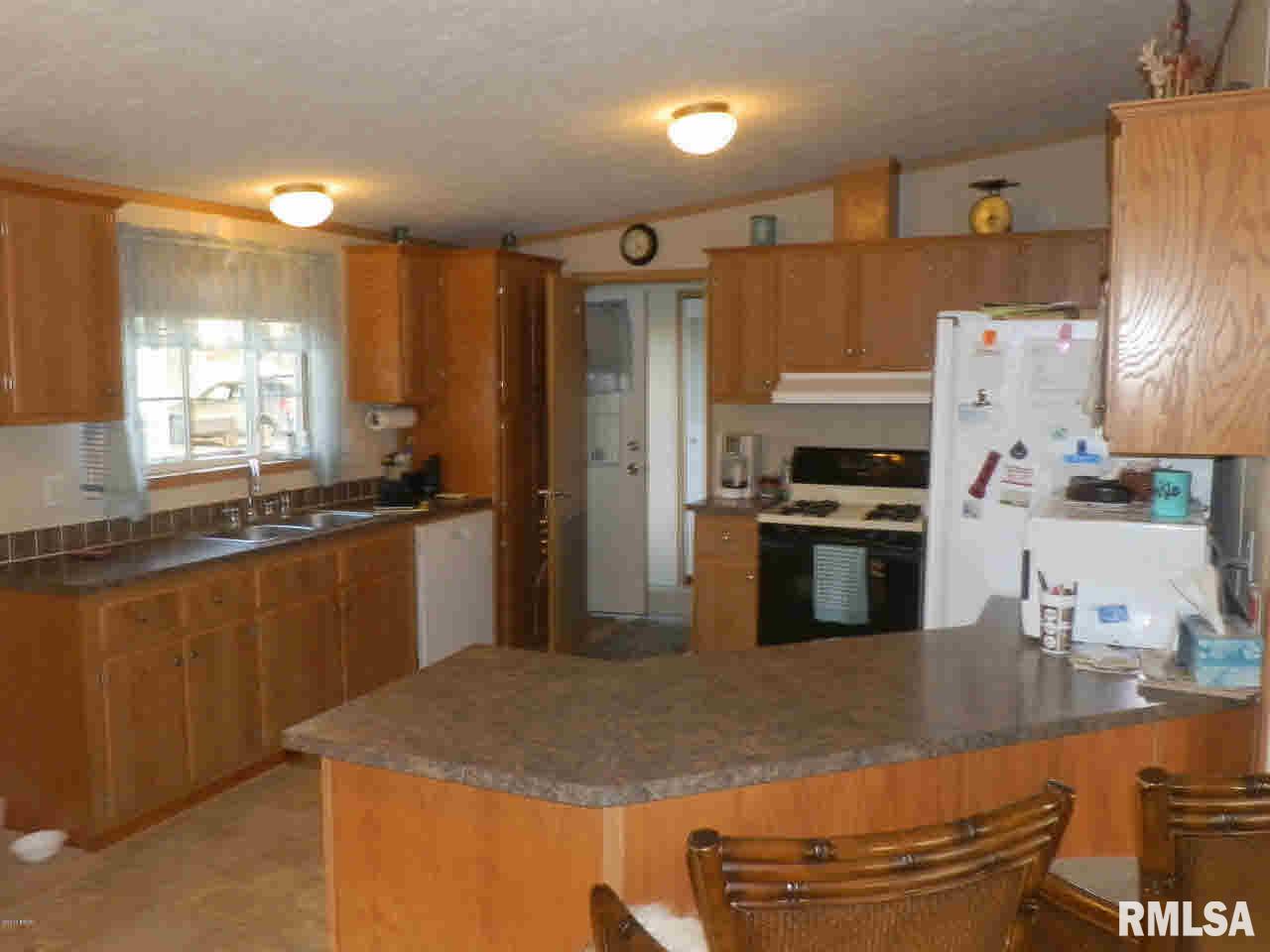 1428 Haulage Road Vergennes, IL 62994 - Photo 5 of 37