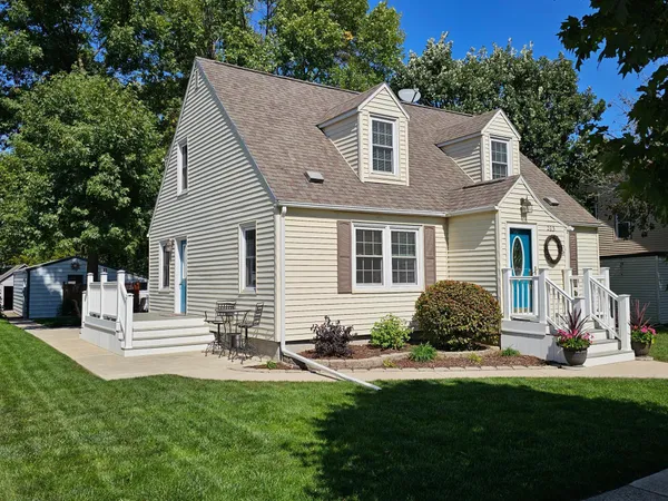 $165,000 | 203 3rd Avenue East, Lamberton, MN 56152