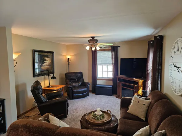 $165,000 | 203 3rd Avenue East, Lamberton, MN 56152