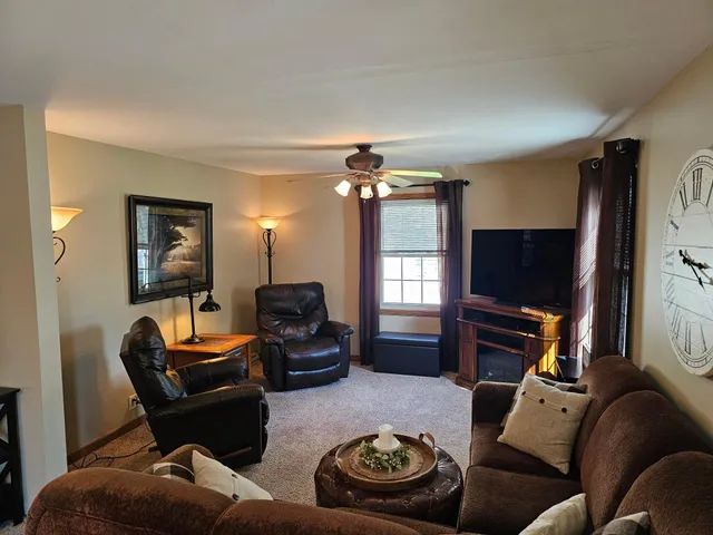 $185,000 | 203 3rd Avenue East, Lamberton, MN 56152