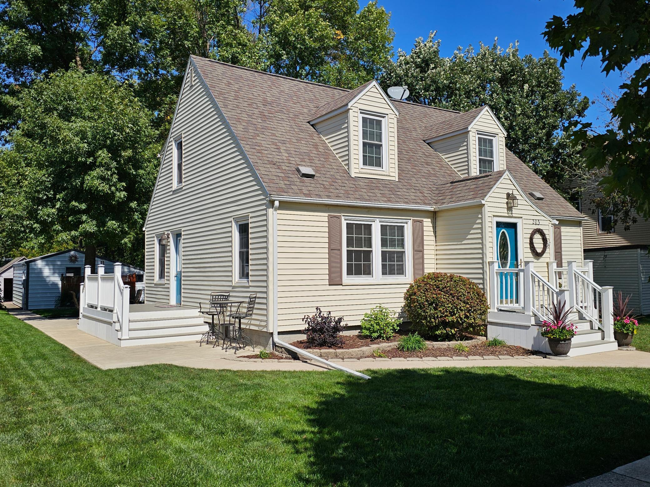 203 3rd Avenue East Lamberton, MN 56152 - Photo 2 of 42