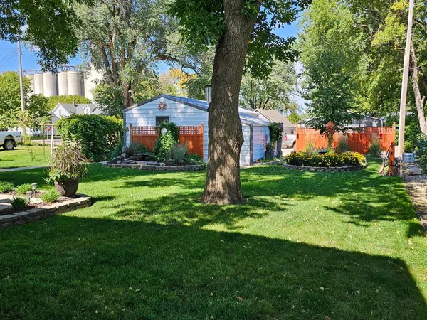 $165,000 | 203 3rd Avenue East, Lamberton, MN 56152