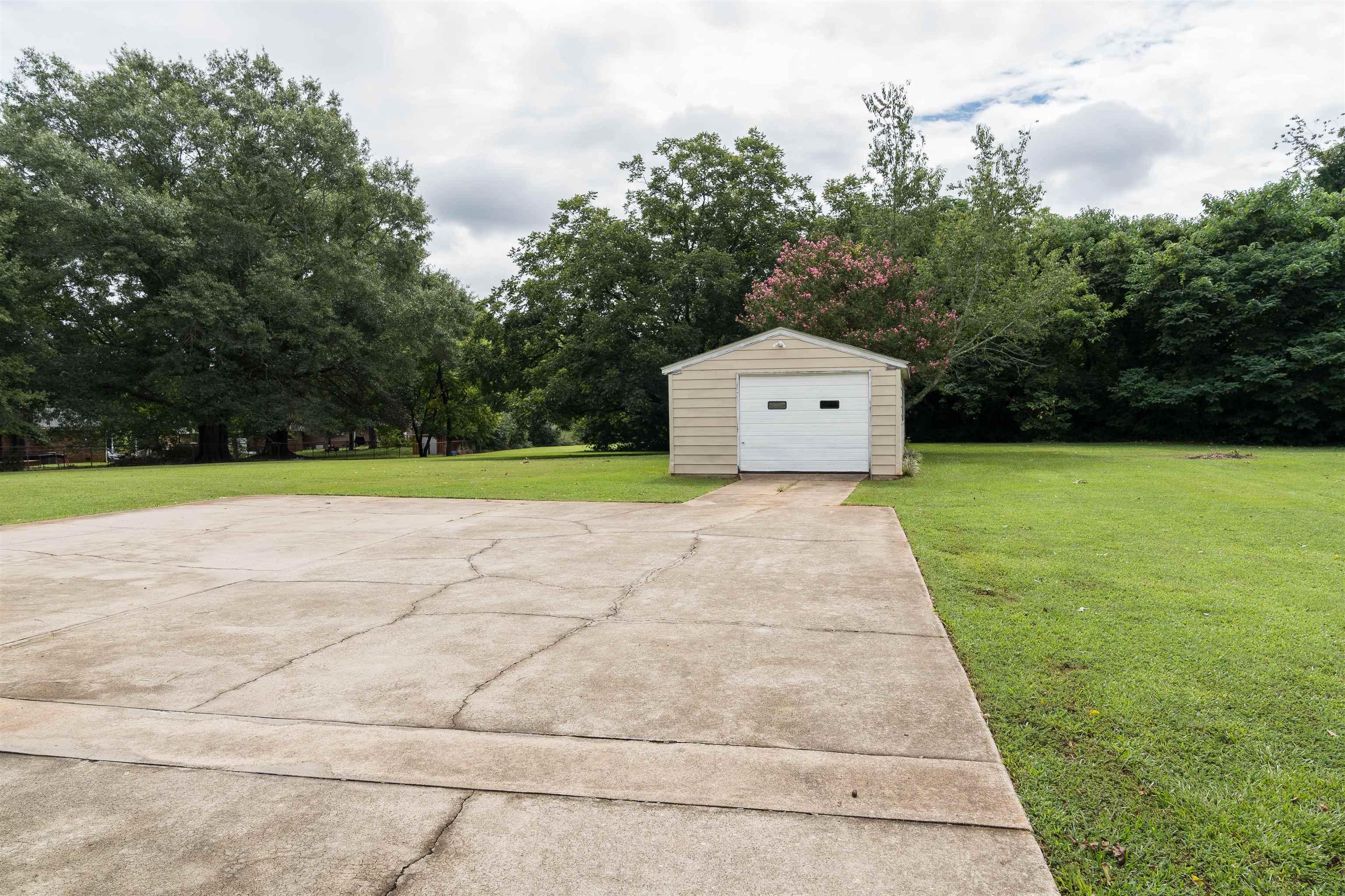 101 Post Oak Road Duncan, SC 29334 - Photo 30 of 36 Gallery Image 30