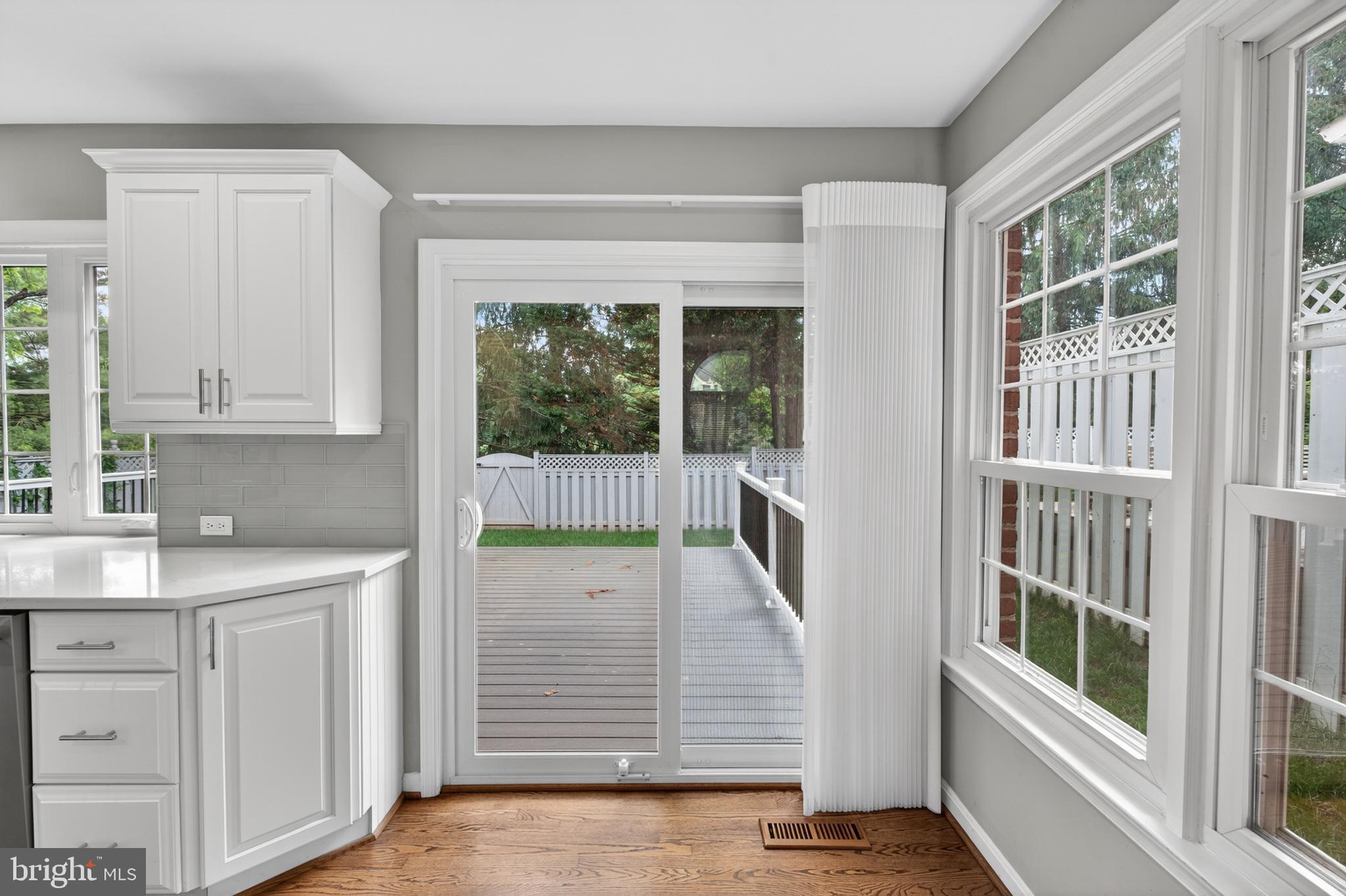 6 Nearfield Road Lutherville-Timonium, MD 21093 - Photo 22 of 71 Sliding doors leading to deck