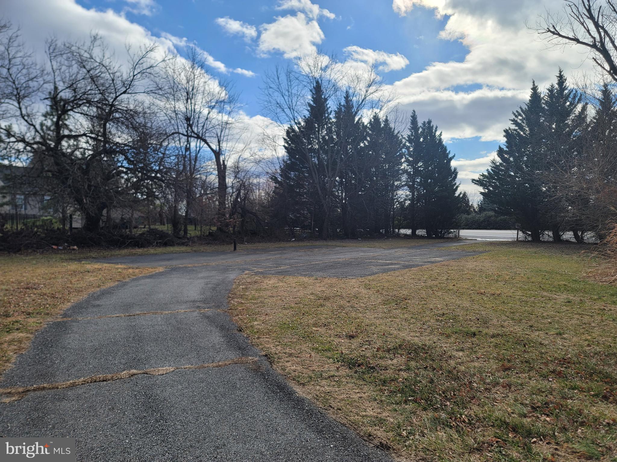 8325 Yellow Springs Road Frederick, MD 21702 - Photo 5 of 27