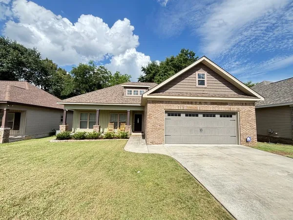 $262,500 | 102 Gwinnett Place, Dothan, AL 36301