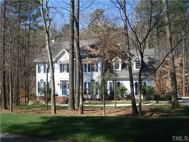 2716 Dray Court Raleigh, NC 27613 - Photo 3 of 25 Facade/Exterior Front