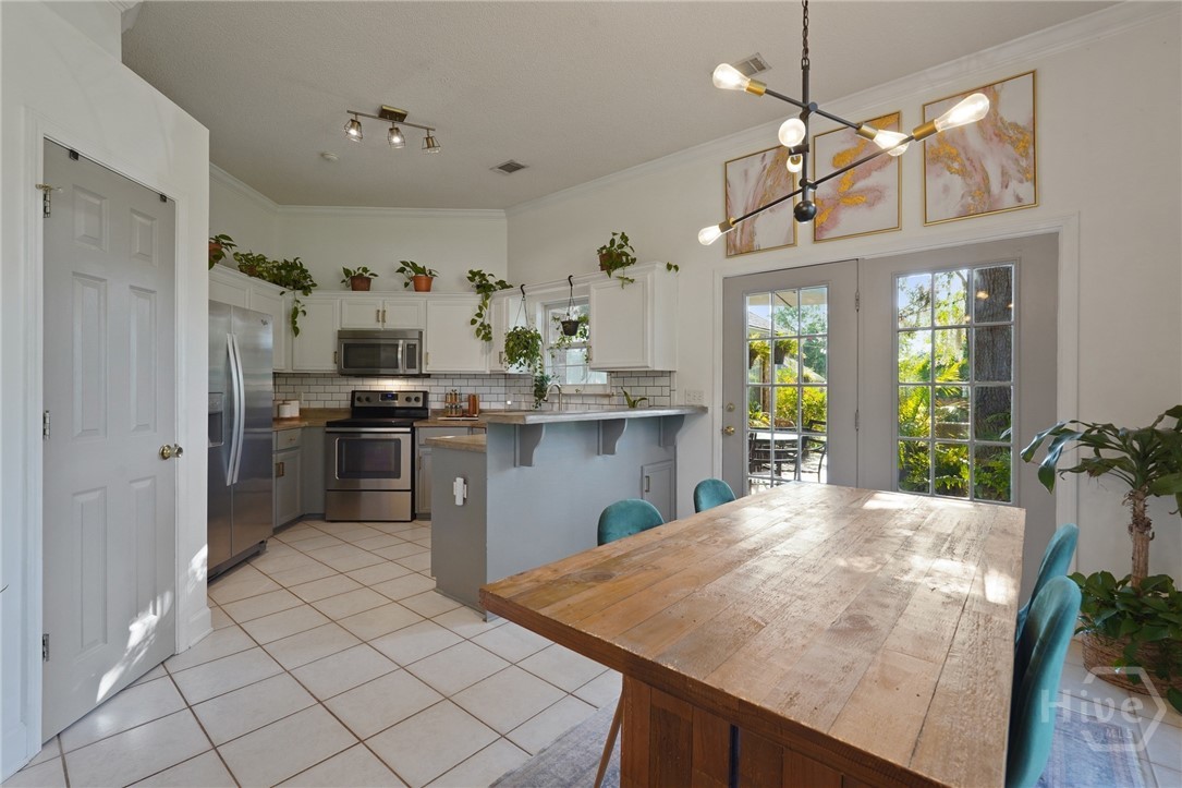 24 Oakmont Road Savannah, GA 31419 - Photo 14 of 43