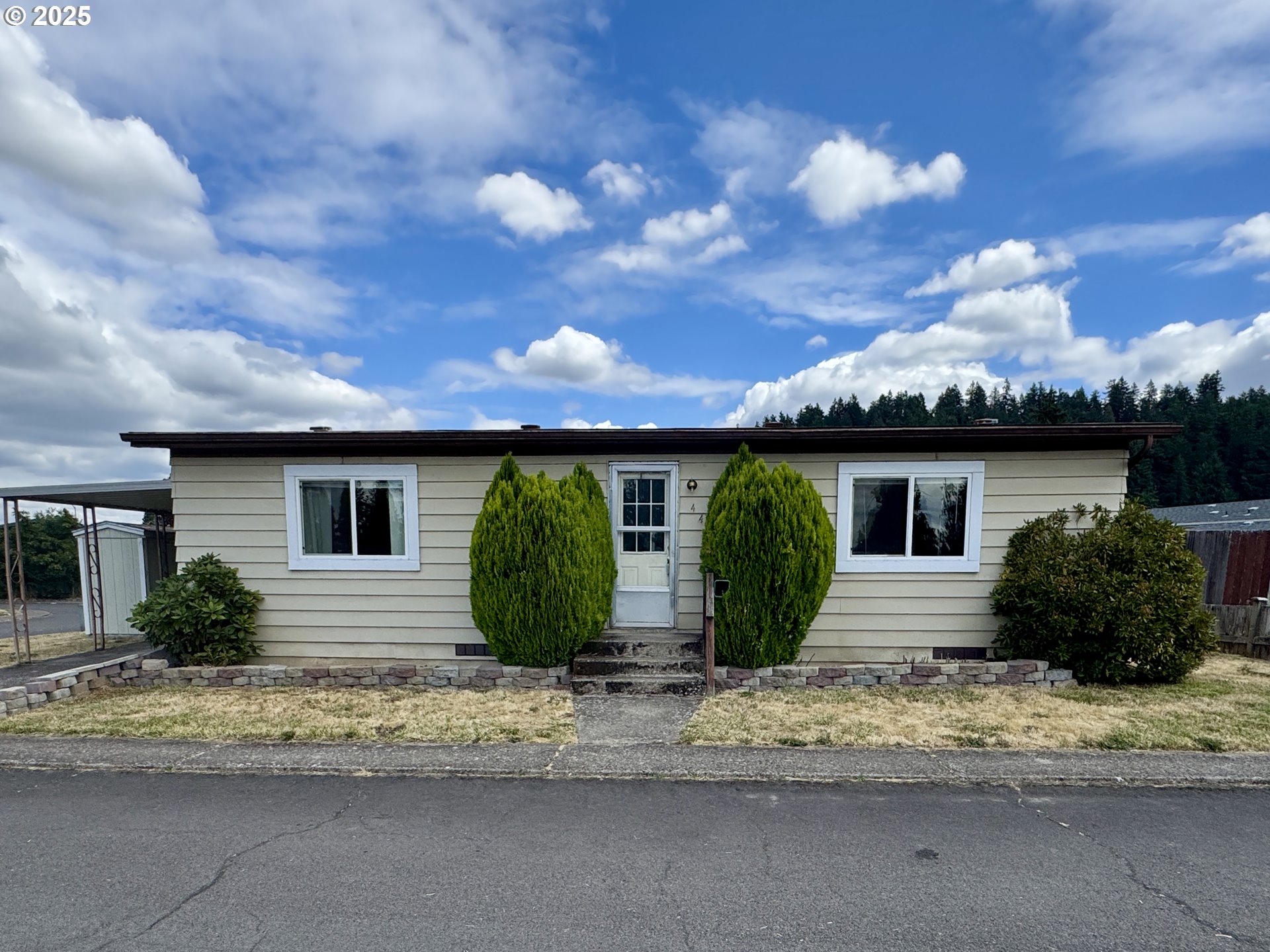 5660 Daisy Street, Unit 44 Springfield, OR 97478 - Photo 8 of 33 Gallery Image 8