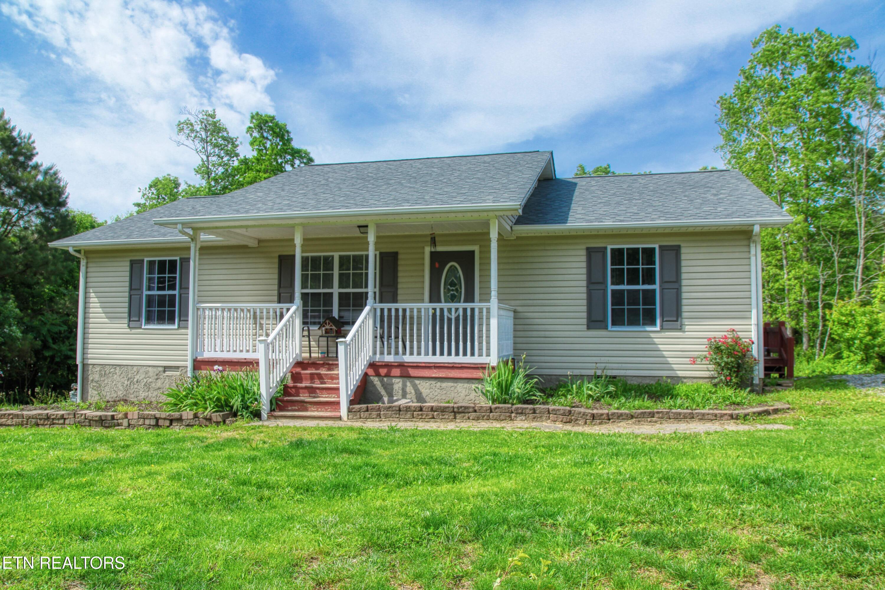 634 Robs Road Grimsley, TN 38565 - Photo 17 of 22 front